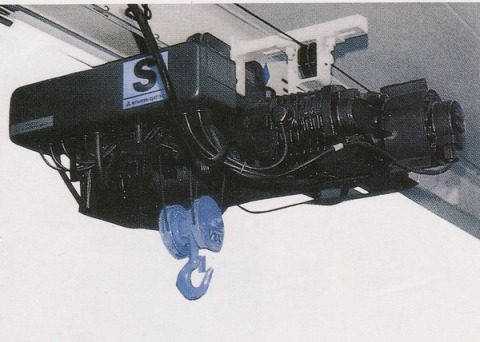 รอกสลิงไฟฟ้า mitsu รุ่น creep type - 2speed